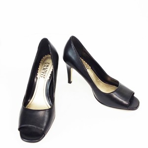 black pumps size 3