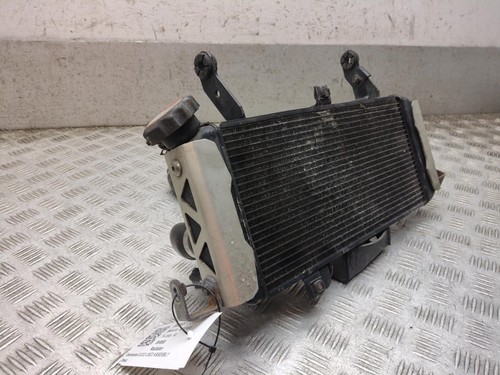 2006 SUZUKI SV650 K6 Radiator - Picture 2 of 5