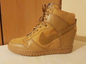 nike wedge trainers