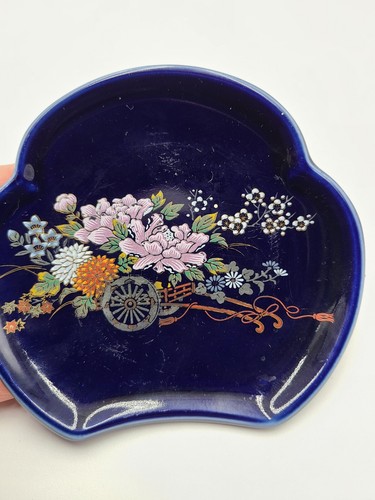 VTG. Hand Painted Trinket Dish Floral Design Japan - Picture 2 of 3