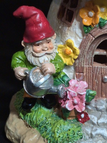 Garden Gnome Mushroom House Statuette 7" With Light - RGB LED Tea Light - Indoor - Picture 5 of 21