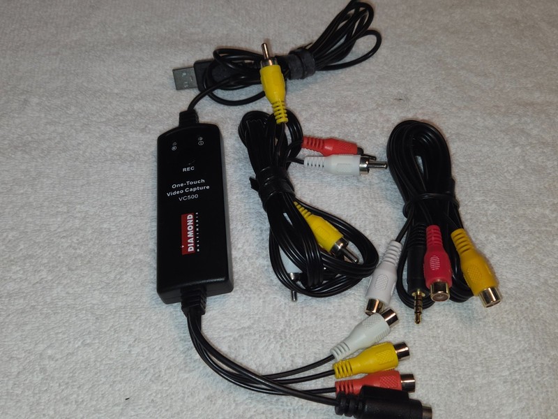 Diamond One Touch Video VC 500,AV Multi & 3.5mm Video Plug to RCA cables & CD