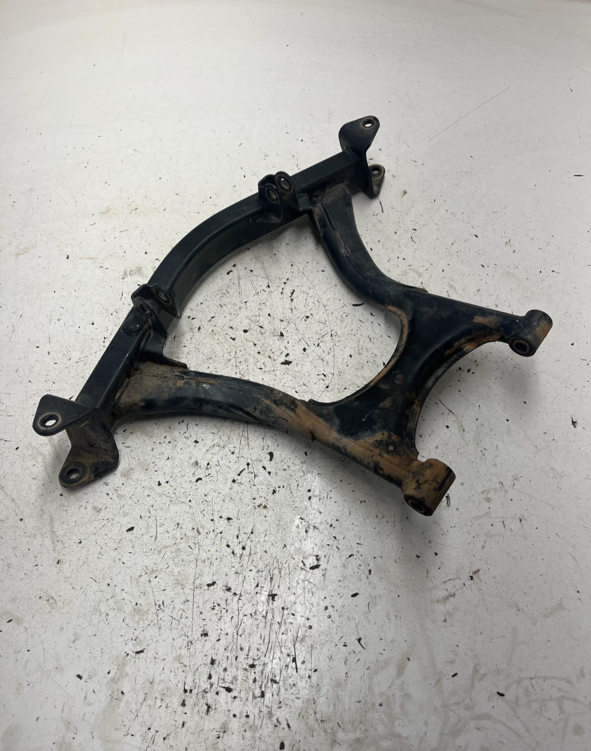 07 2007 Yamaha Grizzly 80 YFM80 2x4 OEM Front Swingarm Swing Arm Suspension