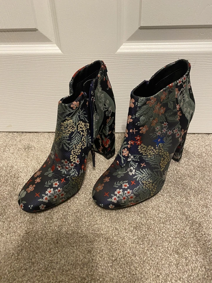 Sam Edelman Mujer Estampado Floral Jacquard Botines Multicolor Talla 7 Foto 2 de 4