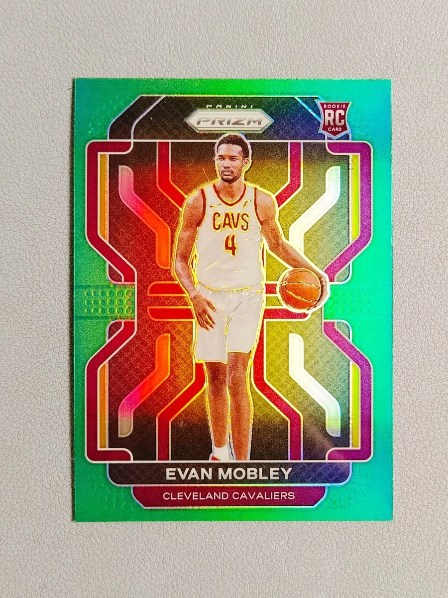2021-22 Panini Prizm Evan Mobley Green Prizm Rookie RC #325 2