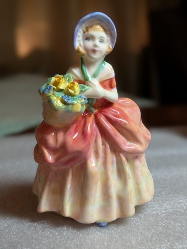 Royal Doulton Figur CISSIE HN1809 Bone China - Bild 3 von 13