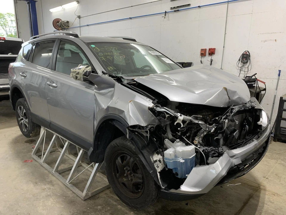 Used Spare Tire Wheel fits: 2016 Toyota Rav4 114mm 4-1/2`` bolt circle 17x4 spar - Image 4 of 4