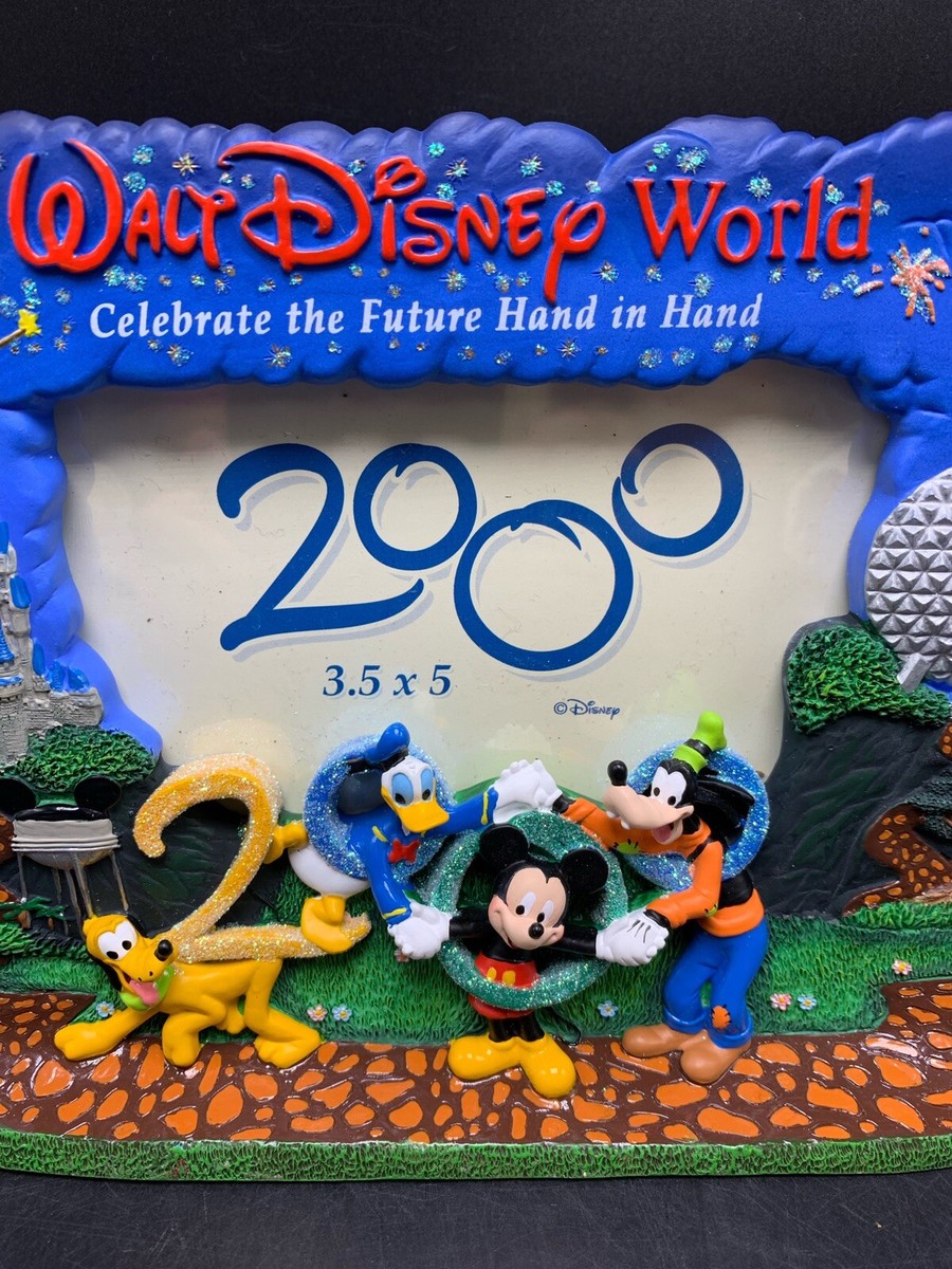 Walt Disney World 2000 3D Photo Picture Frame Celebrate the Future