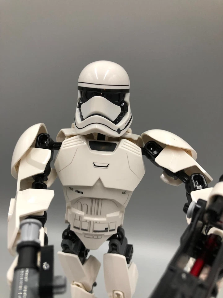 Lego Disney Star Wars: First Order Stormtrooper 75114 Complete w/Manual - Image 3 of 4