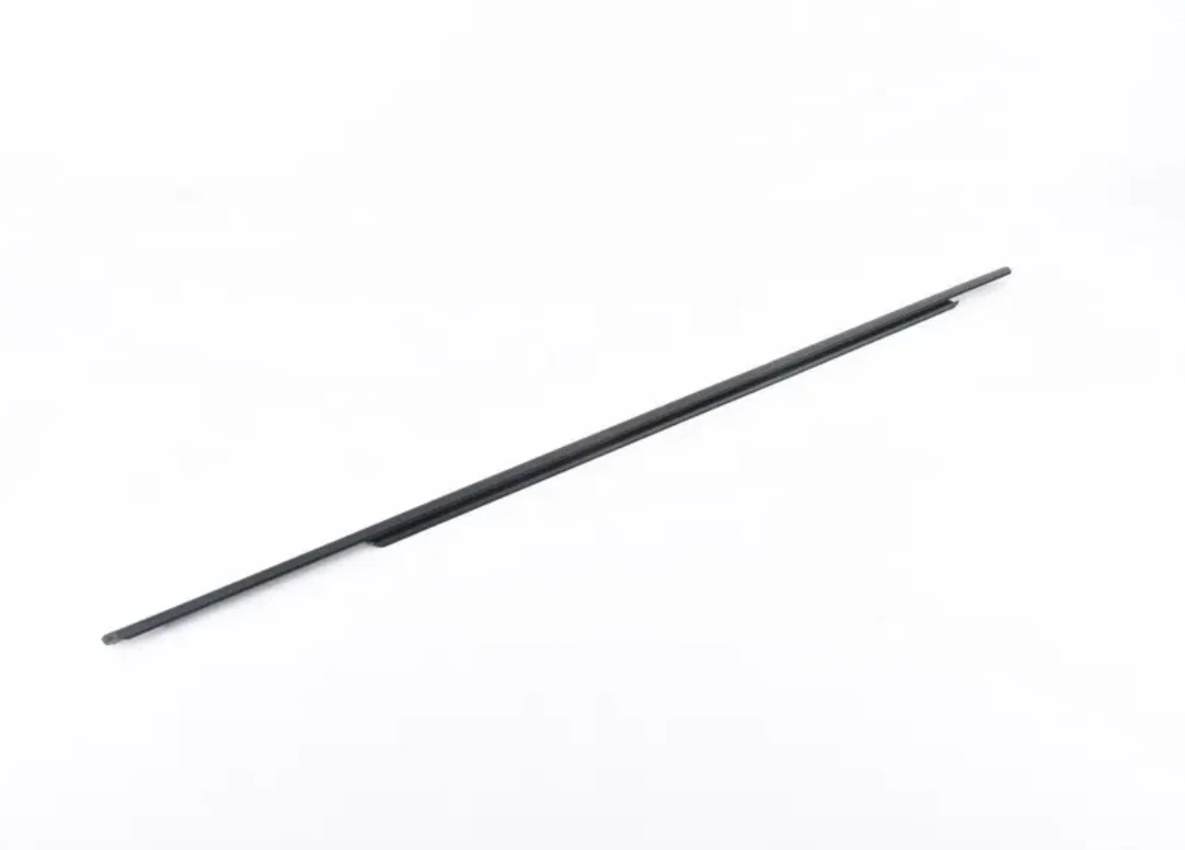 NEW BMW 3 F30 FRONT RIGHT DOOR CHANNEL SEALING 51337258296 7258296  