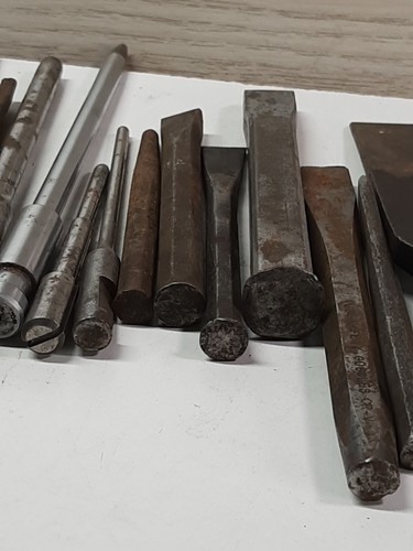 Vintage Lot Of Heavy Duty Chisels & Punches - Picture 10 of 12