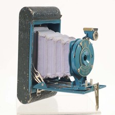 F97668 Kodak Rainbow Hawk-Eye Vest Pocket Camera  BLUE COLOR 