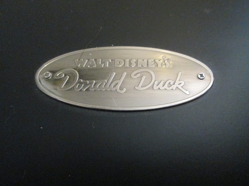 DISNEY CATALOG DONALD DUCK 70TH BIRTHDAY 6 PIN SET WOODEN BOX LIM ED OF 1934 - Picture 6 of 9