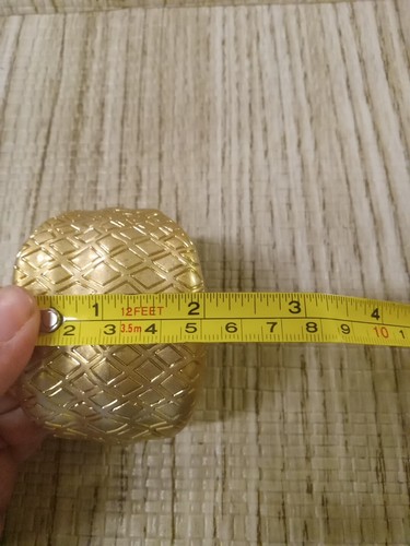 Brazalete Brazalete Heidi Klum Mate Tono Dorado Grueso Bisagras Anchas Disfraz Firmado - Imagen 5 de 8