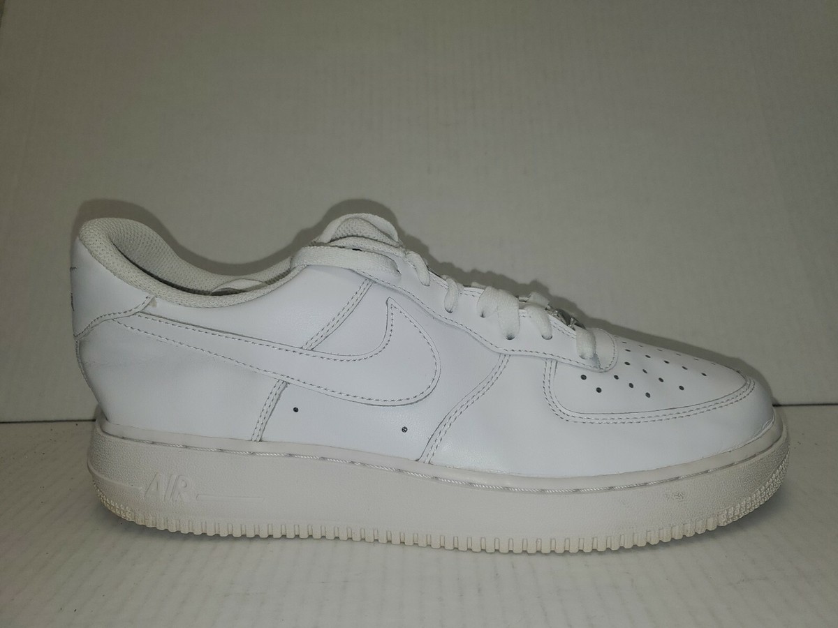 Nike Men\'s Air Force 1 \'07 Fashion Sneakers Leather White Size 10 Amazon.com | Nike Men main image 3