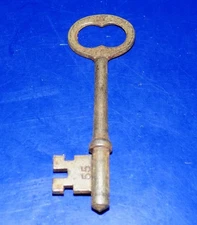 Vintage/Antique "Y55" Skeleton Key - 2 5/8"