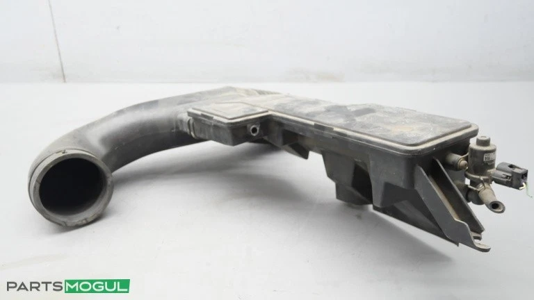 02-05 Lexus GS430 SC430 Air Cleaner Intake Resonator Connector Tube 17875-50250 - Image 3 of 4