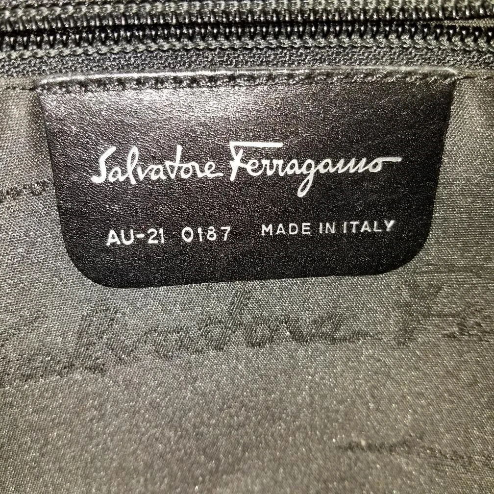 Ferragamo au clearance
