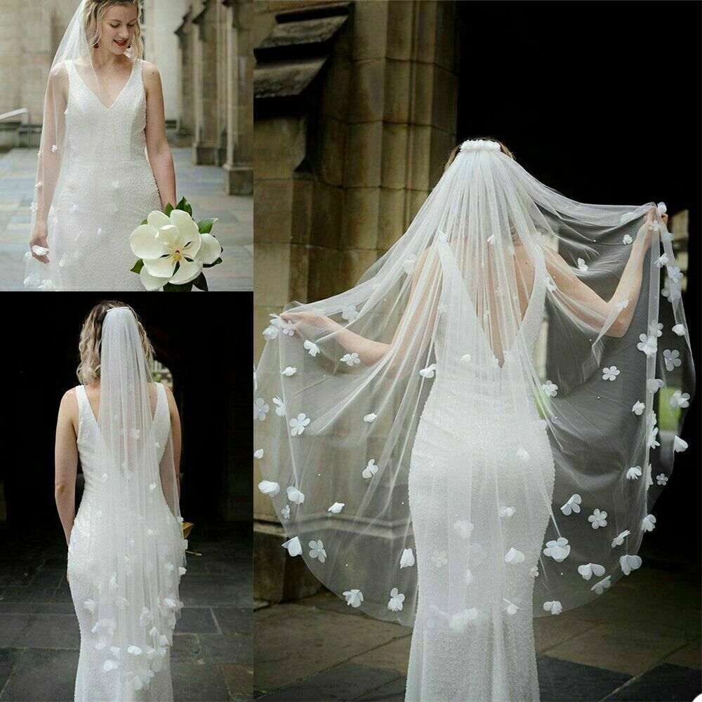 2022One Layer Bridal Veils with Comb 3D Flowers Short Veil Pearls