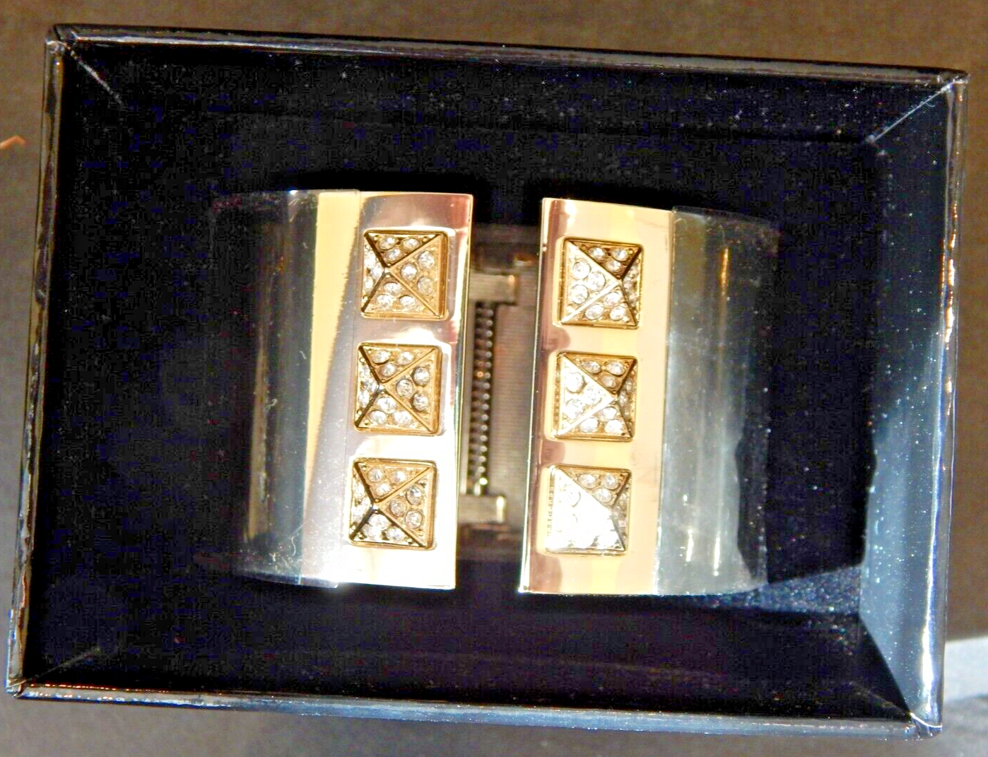 Picture 1 of 7