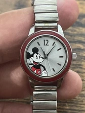 SII by Seiko Disney Mickey Mouse Women's Watch Quartz Silver Japan Collectible