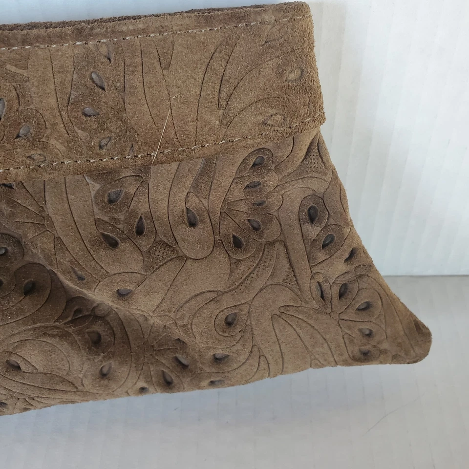 Lauren Merkin 棕色激光切割铰边手拿包 钱包 — 第 4/4 张图片