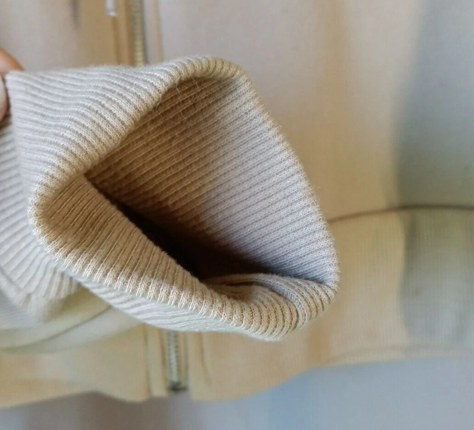 Sudadera con Capucha Charlotte Russe NY Tostada Recortada Top Cremallera Completa Para Mujer Med Foto 3 de 4