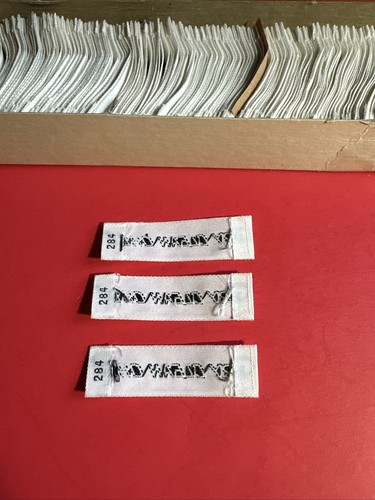 450+ Pcs White Woven Clothing Sewing Labels Dry Clean Only NOS Vintage - Picture 2 of 2