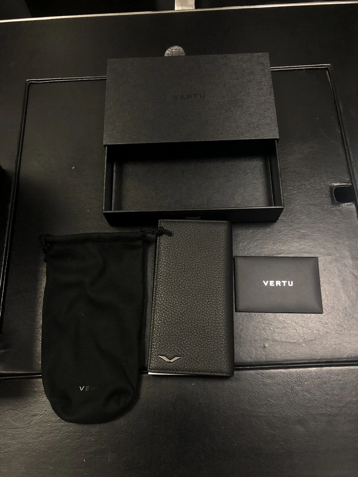 Estuche Original Nuevo Marca Vertu Aster P & Sig. Teléfono táctil, negro, elegante, de lujo Foto 3 de 3