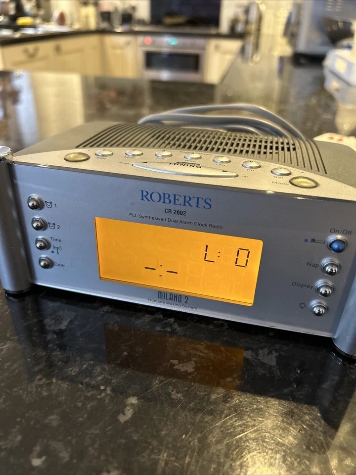 ROBERTS CR 2002 Milano 2 Humane Waking System Dual Alarm Clock Radio Auto Time - Image 3 of 3
