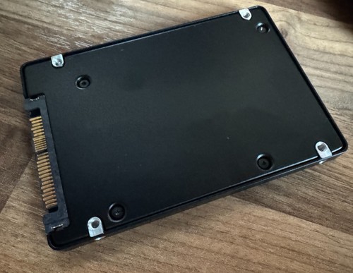 1.92TB Samsung PM963 SSD 2,5" U.2 PCIe NVMe MZ-QLW1T90 MZQLW1T9HMJP - Afbeelding 2 van 6