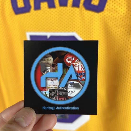 Anthony Davis HAND SIGNED #3 Los Angeles Lakers Jersey Autographed COA HOLO! - Picture 6 of 7