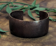 Rustic Copper Cuff Bracelet Hammered Leaf Embossed Textured Artisan 25g Vintage