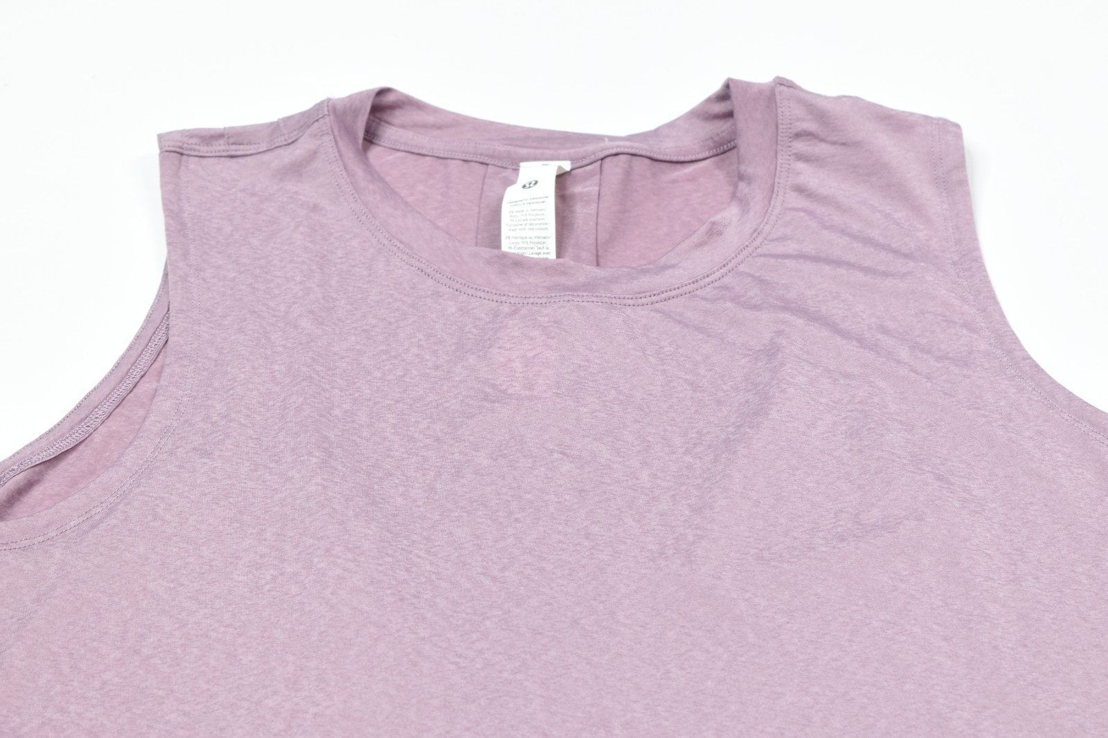 Lululemon Lightweight Split-Back Training Tank To… - image 3