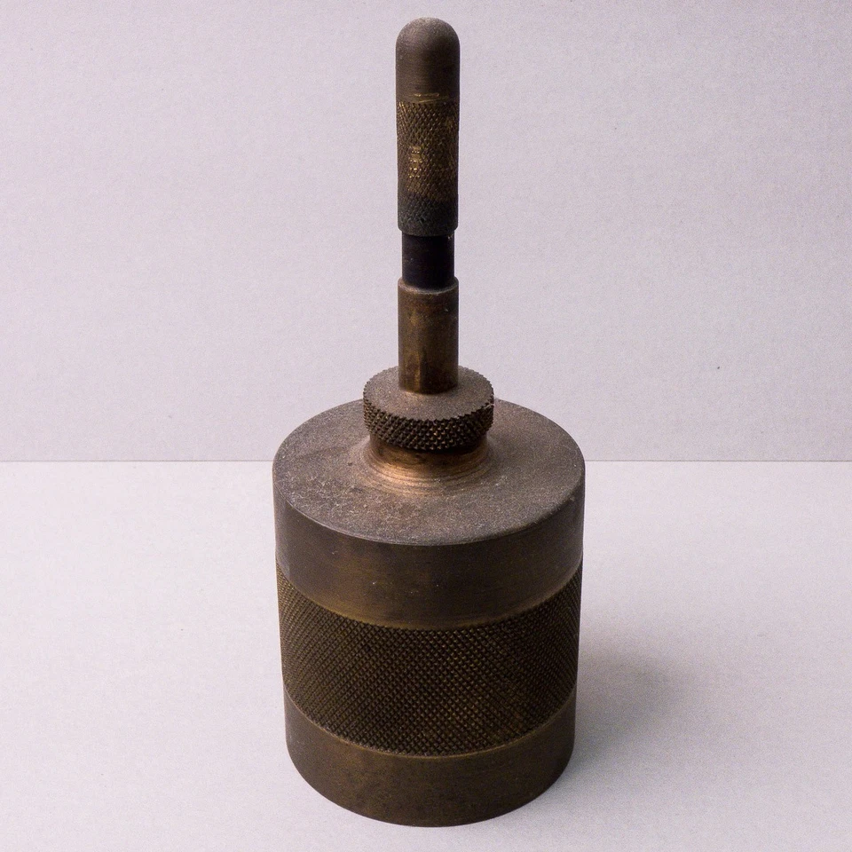 Antiga lanterna queimador de álcool bronze serrilhado arte maquinista (estilo Diresta) - Imagem 2 de 4