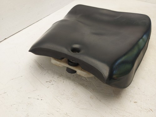 Suzuki RG RGV 125 F & Wolf Front Seat - Picture 3 of 6