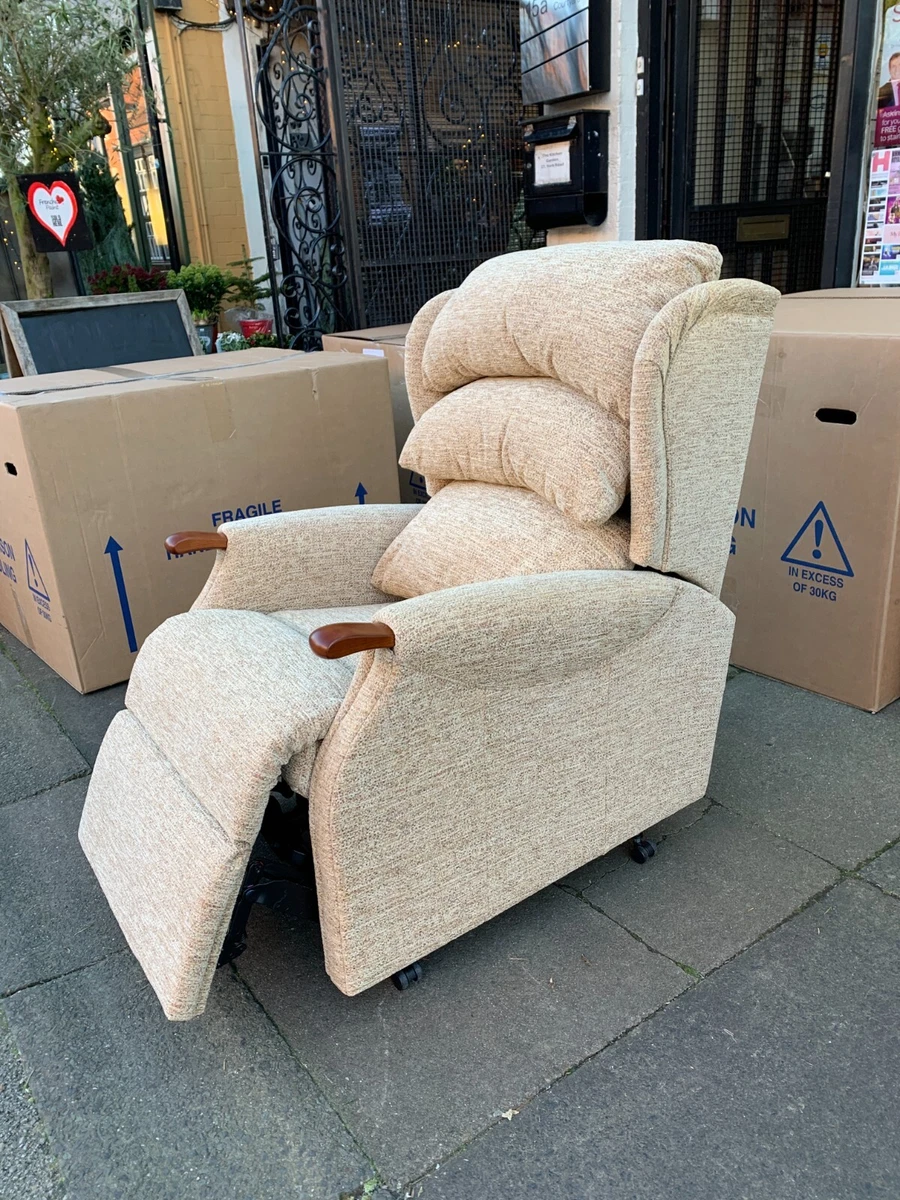 Celebrity westbury riser recliner chair clearance