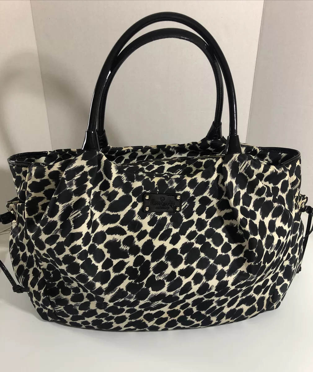 Kate spade black purse with cheetah print inside sales