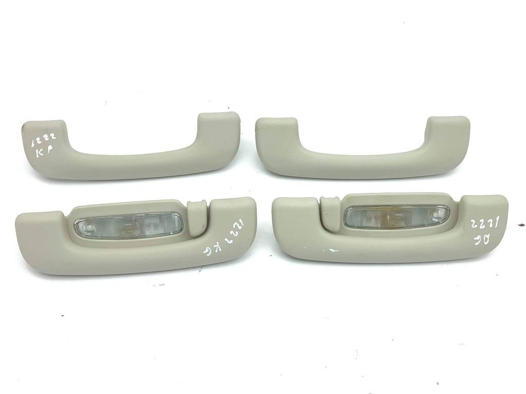 Jeep Grand Cherokee 2013 Diesel A set of handles for the ceiling