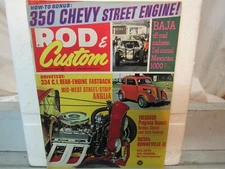 ROD & CUSTOM Magazine JANUARY 1969  350 CHEVY and BAJA OFF ROAD RACING articles
