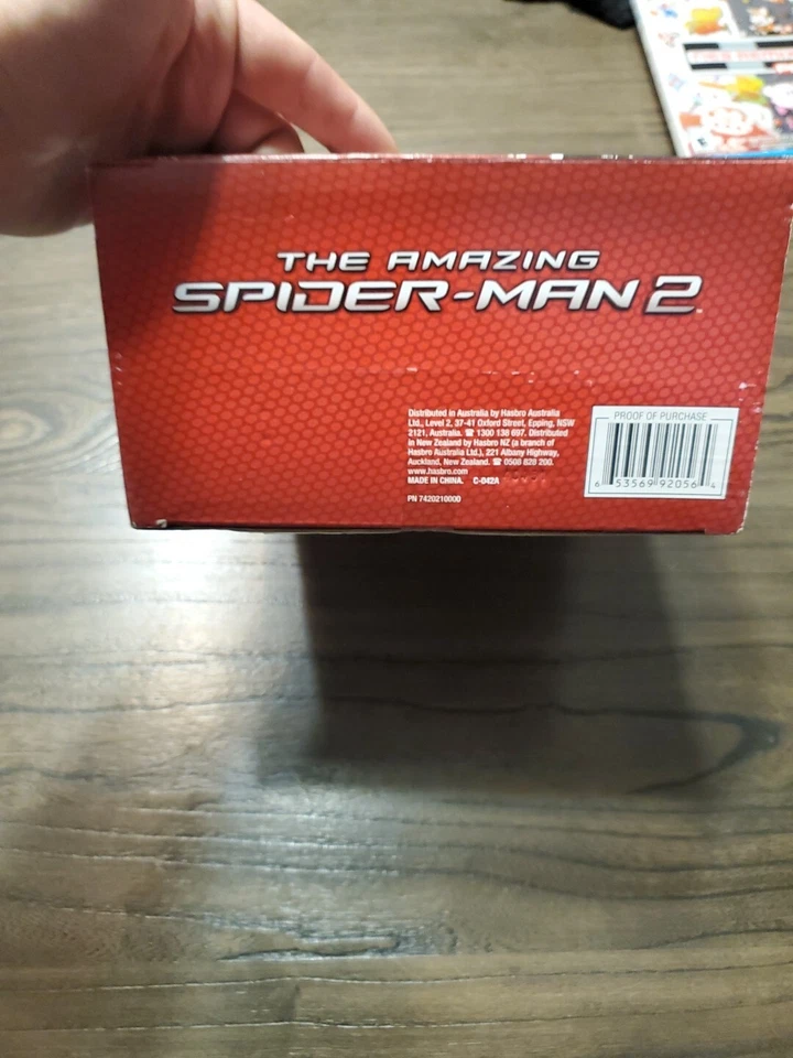 Máscara The Amazing Spiderman 2 Spider Vision 2014 Usada en Excelente Condición Marvel Avengers Juegos con disfraces Foto 3 de 4