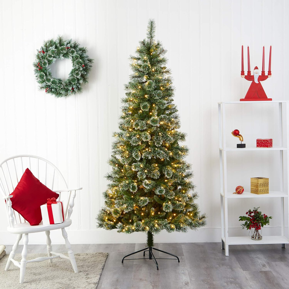 7Ft. Wisconsin Slim Snow Tip Pine Artificial Christmas Tree with 400