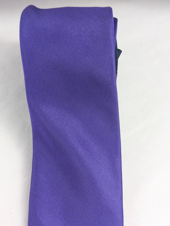 Corbata de cuello en punta Tommy Hilfiger para hombre talla única púrpura seda cómoda Foto 4 de 4