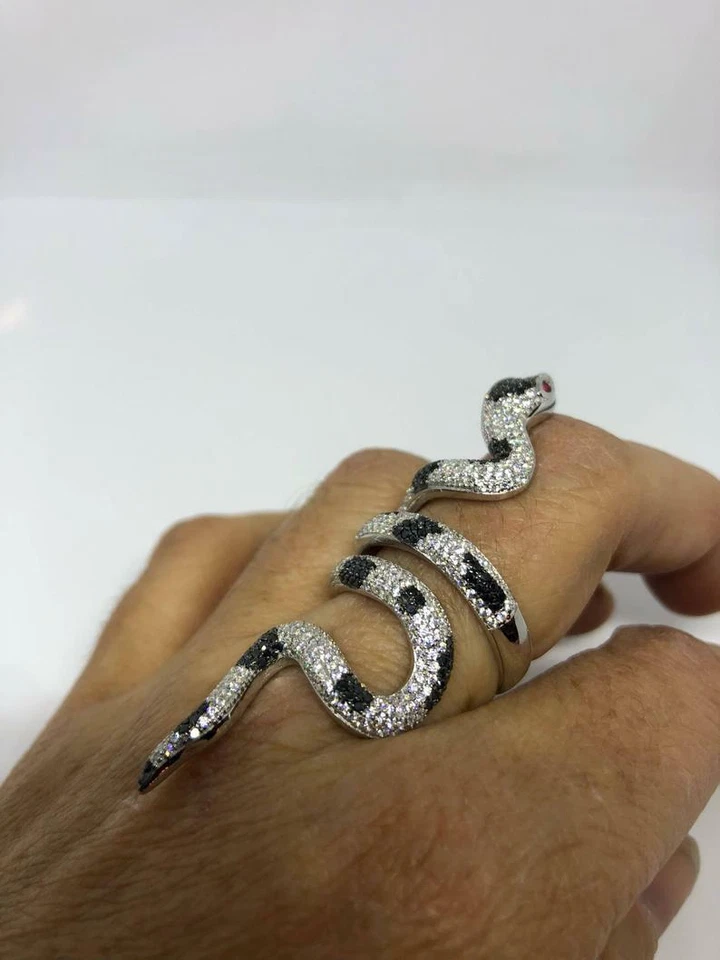 Hermoso anillo de plata real 925 maciza con circón blanco y negro serpiente moda Foto 3 de 4