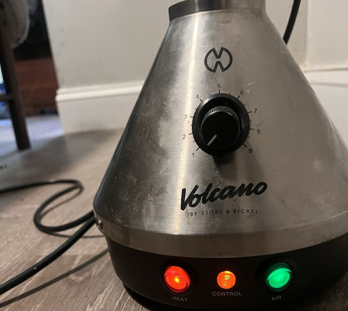 Storz & Bickel Volcano Classic Aromatherapy’s Diffuser Silver Metal used
