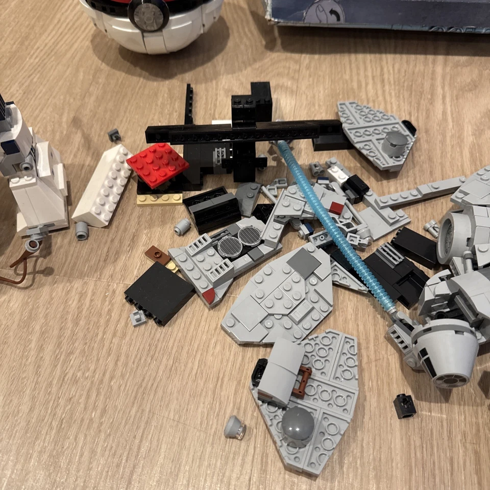 LEGO Star Wars R2-D2, Millennium Falcon, Pokémon, Used - Image 4 of 4