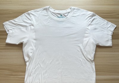 Thompson Tee Sweatproof Shirt Men's Medium White Slim Fit Crew Neck Undershirt