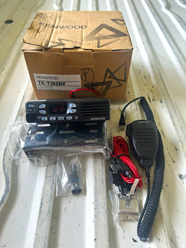 Kenwood TK-7302HV VHF Mobile/In-Vehicle Two-Way Radio w/ Mic, Wiring, Bracket