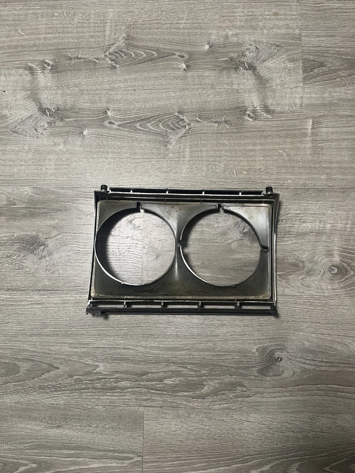 Faro redondo cuádruple envolvente Volvo 240 244 264 260 1202255 lado del pasajero derecho Foto 2 de 4