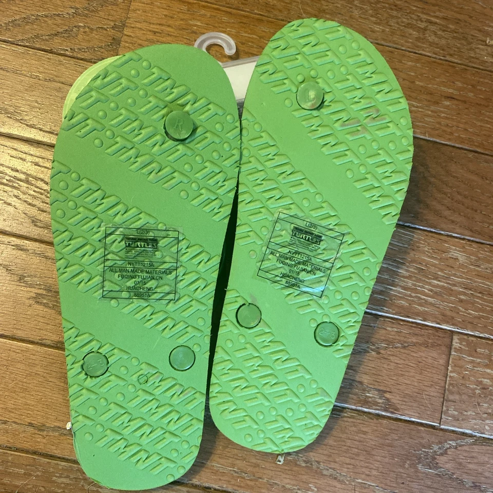Sandálias chinelo Teenage Mutant Ninja Turtles TMNT meninos L 2/3 NOVAS com etiquetas - Imagem 2 de 4